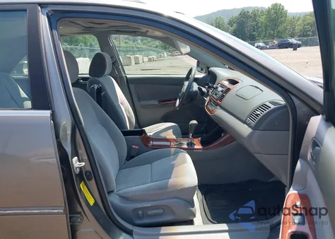 2002 Toyota Camry Xle из США, поврежденный, VIN 4T1BE30K12U633742